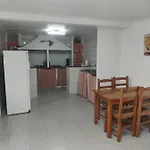 Leon * El Poble Nou del Delta